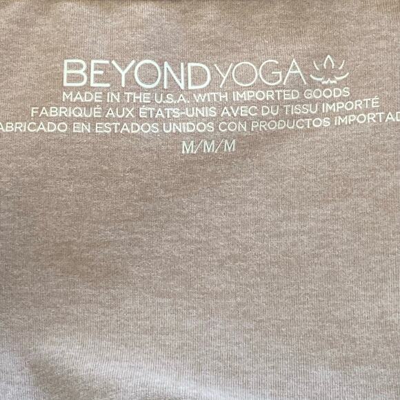 BEYOND YOGA Spacedye Pace Biker Jumpsuit Birch Heather, Size Medium - Picture 6 of 15